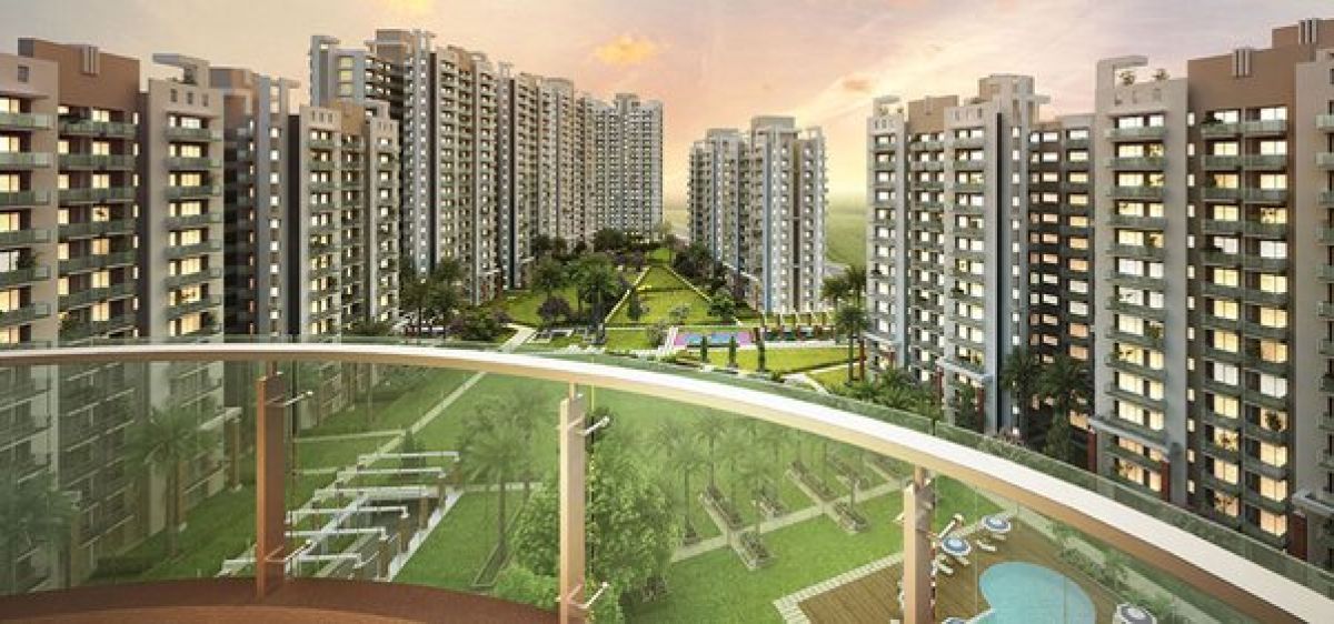 microtek-greenburg-a-luxurious-residential-complex